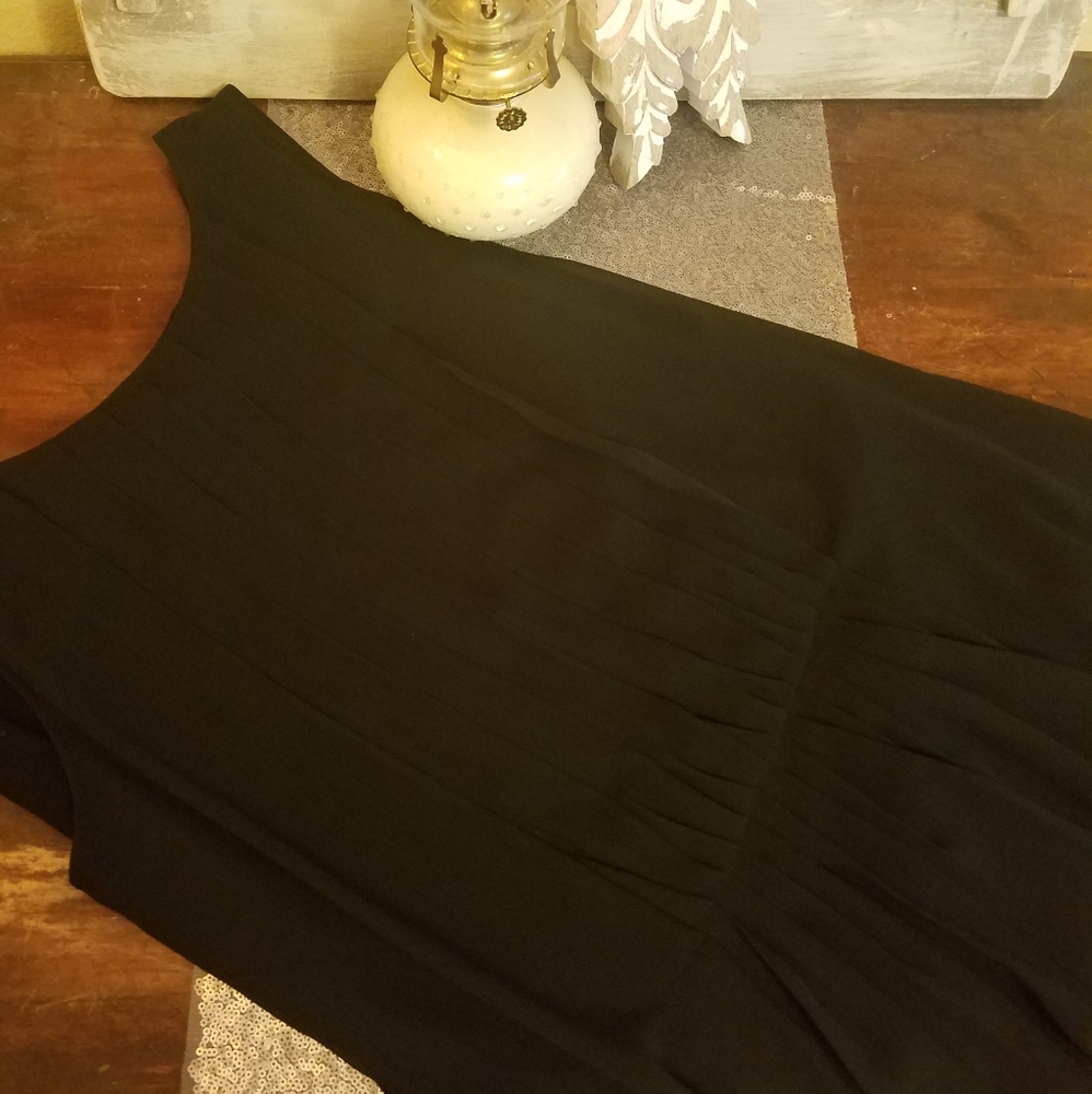 Loft pleated top - Picture 2 of 4